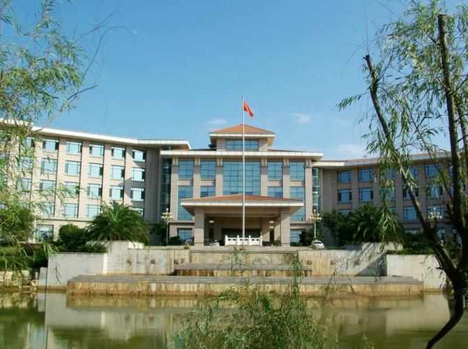 湖北檢察官學院報告廳會議系統